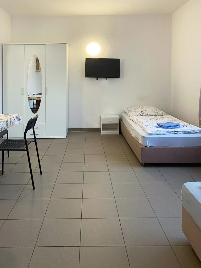 35-3-bett-zimmer-motel-2-D